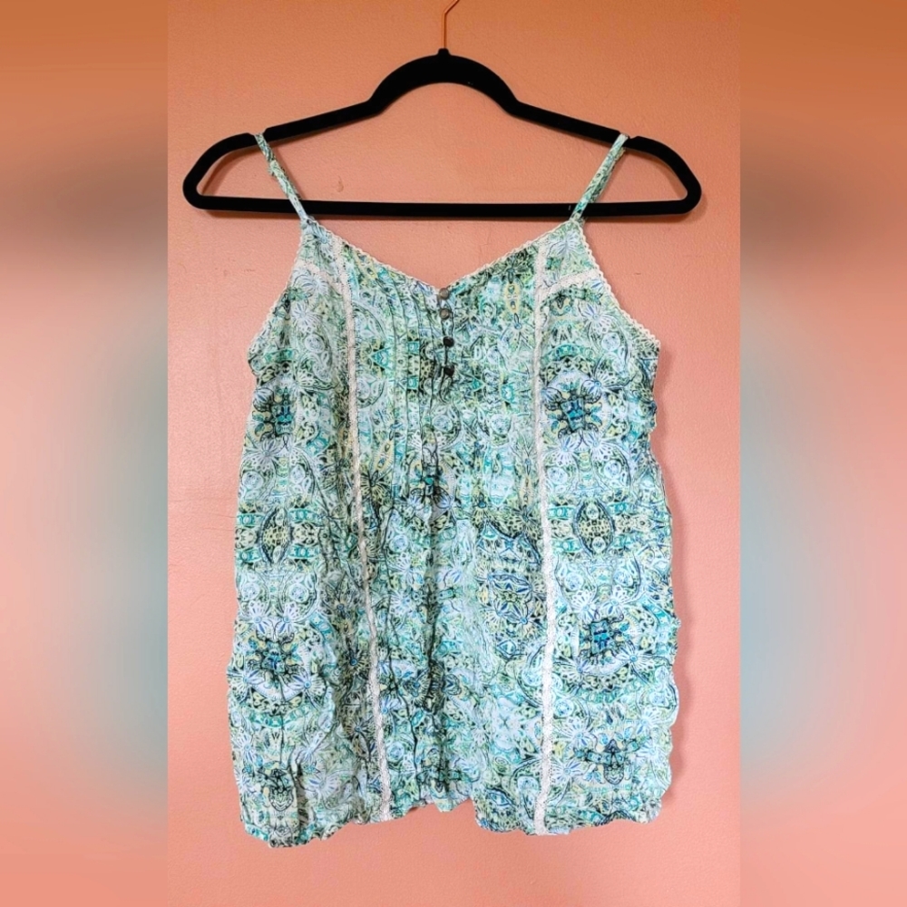 Sonoma Tank Top, size small. Floral print!